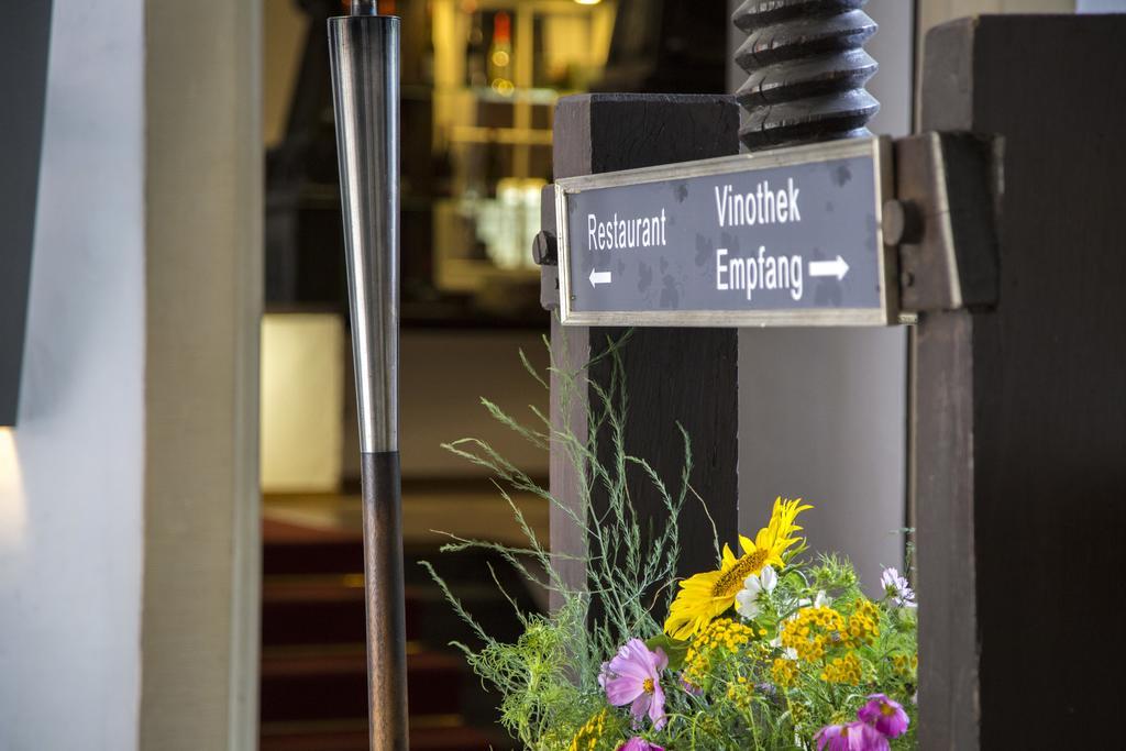 Romantik Hotel Zur Schwane Volkach Extérieur photo