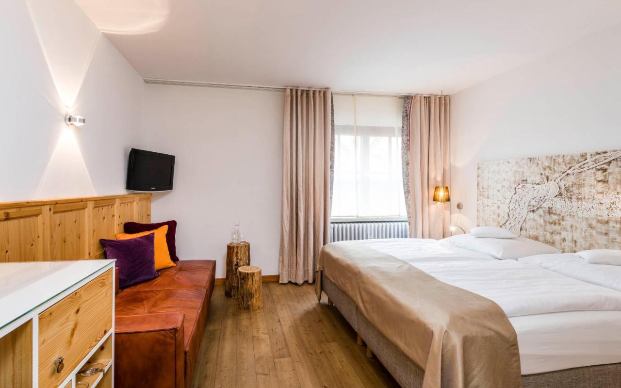 Romantik Hotel Zur Schwane Volkach Extérieur photo